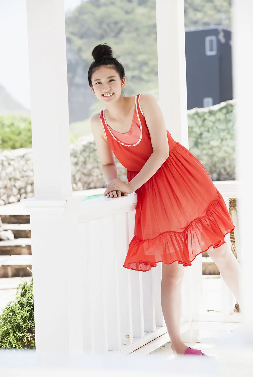 [Image.tv] Sách ảnh "Cô gái trong sáng và xinh đẹp" của Emi Takei - 5