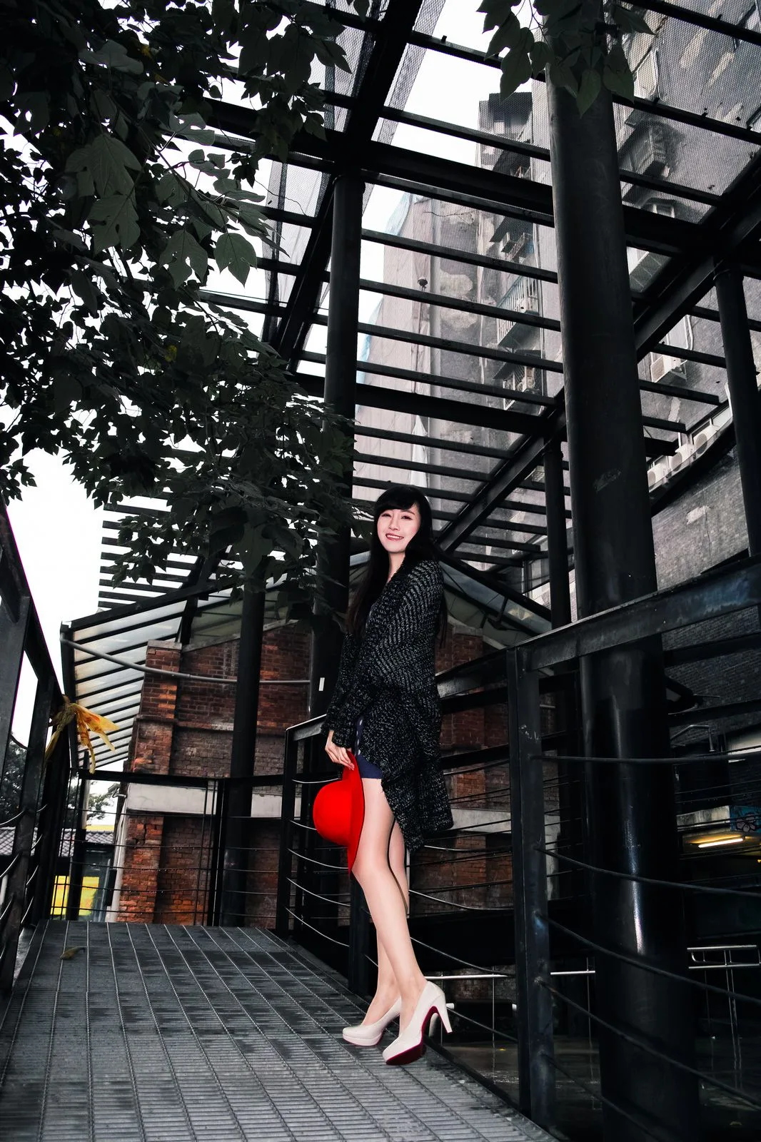 [Tổng hợp từ Internet] Cora Hu, nữ hoàng luôn thay đổi của Đài Loan - Buổi chụp ảnh ngoại cảnh tại Ximending - 19