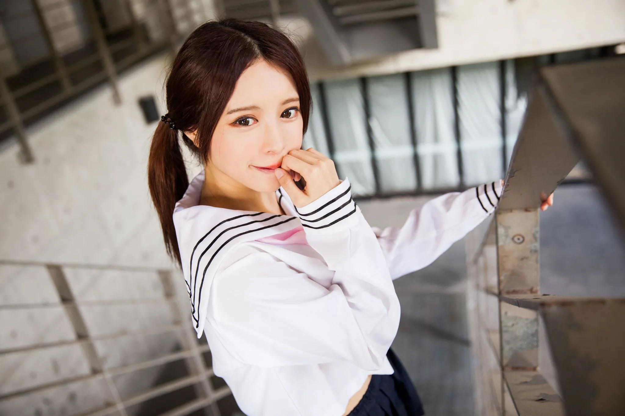 Nữ diễn viên Đài Loan Trương Kỳ Binh (Julie) - Bộ ảnh chụp trang phục thủy thủ/nữ sinh. - 14