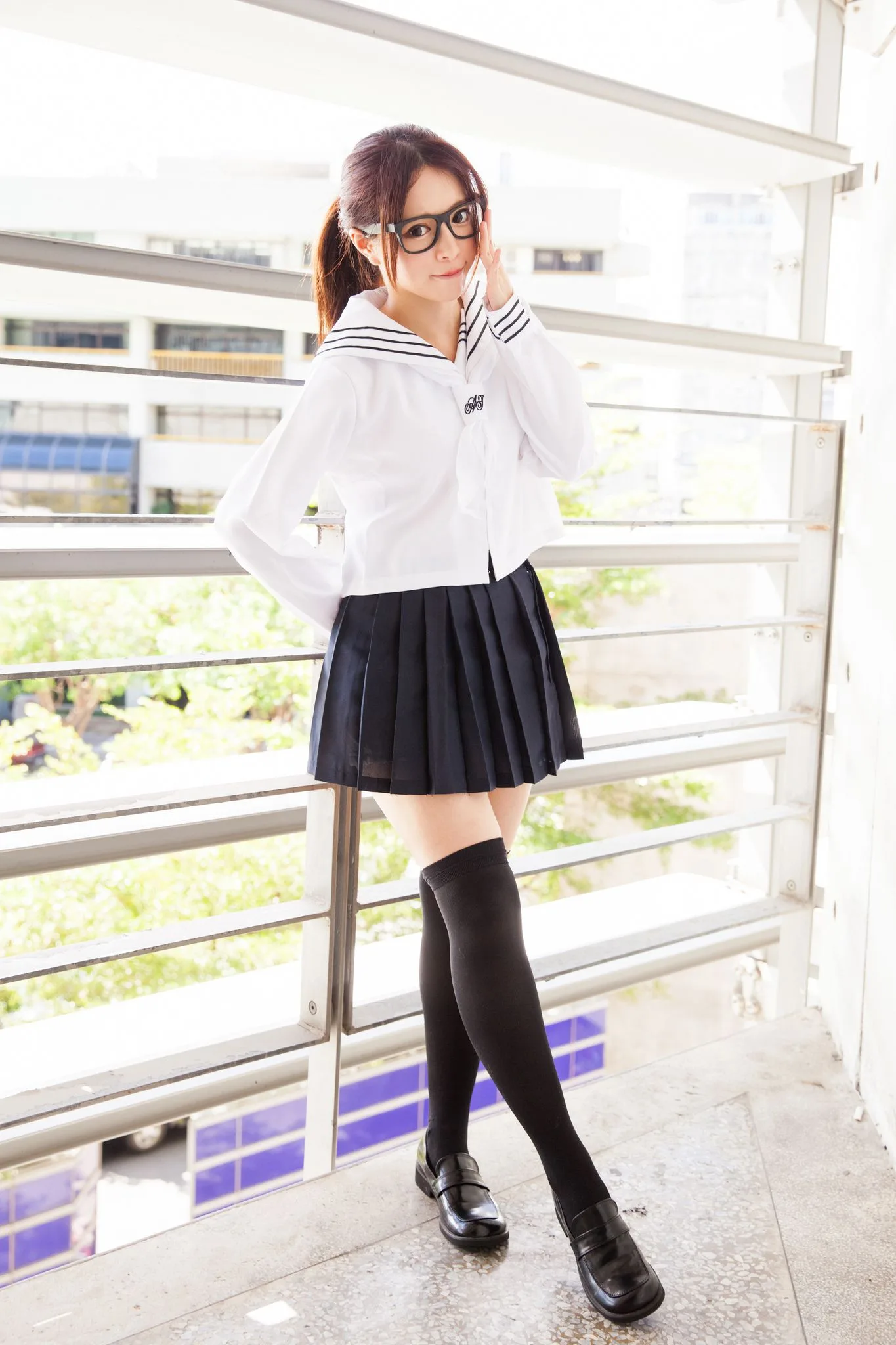 Nữ diễn viên Đài Loan Trương Kỳ Binh (Julie) - Bộ ảnh chụp trang phục thủy thủ/nữ sinh. - 59