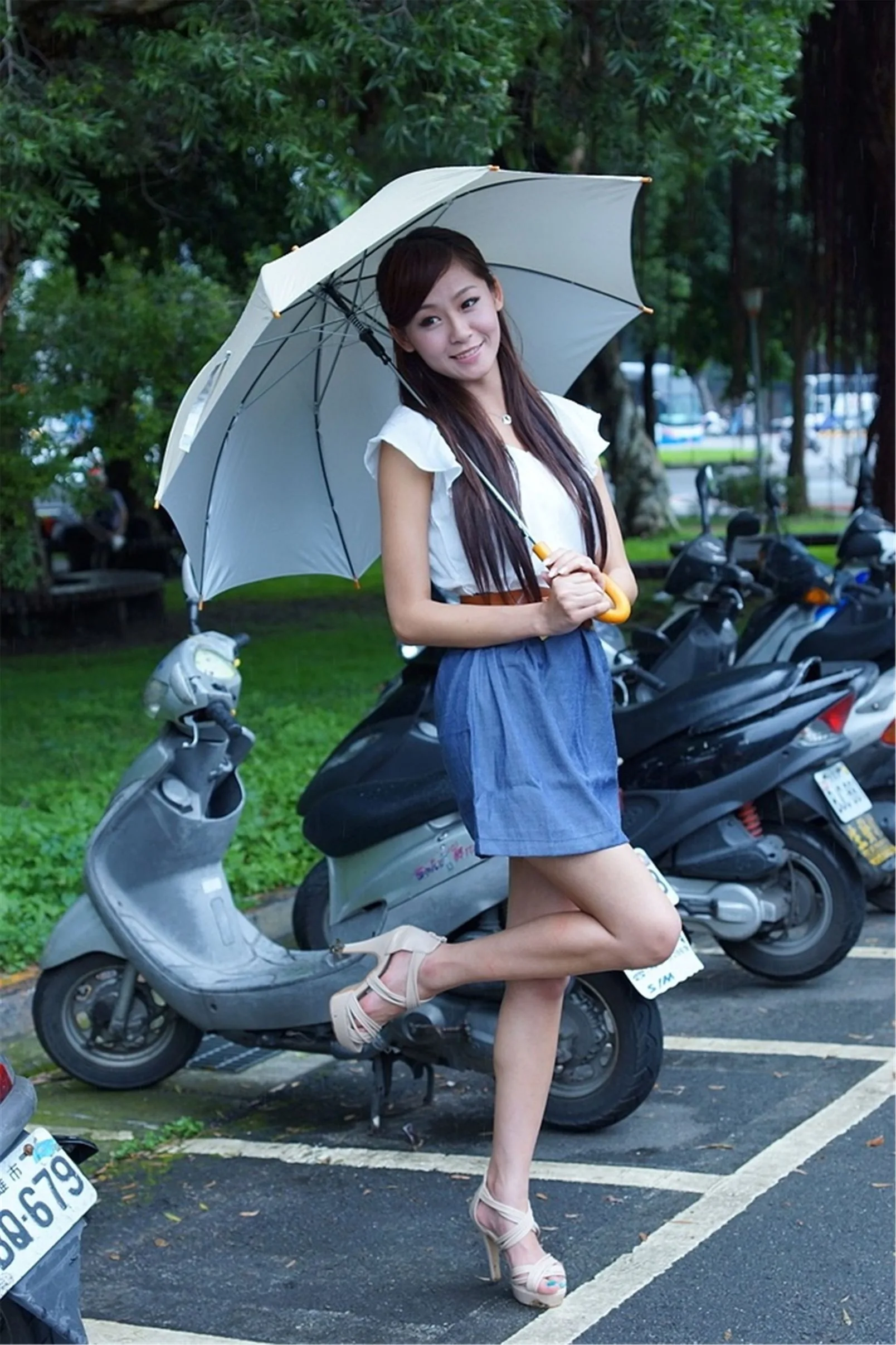 [Phiên bản đặc biệt của Beautyleg] Winnie Xiaoxue - Bộ ảnh thời trang học đường tươi tắn và tự nhiên nhân dịp Tết Nguyên Đán - 12